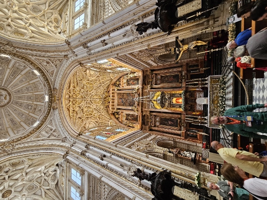 Der Hochaltar in der Gran Mezquita