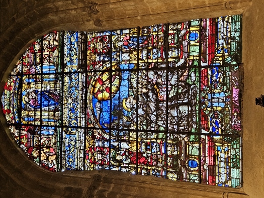 ...und bunte Fenster