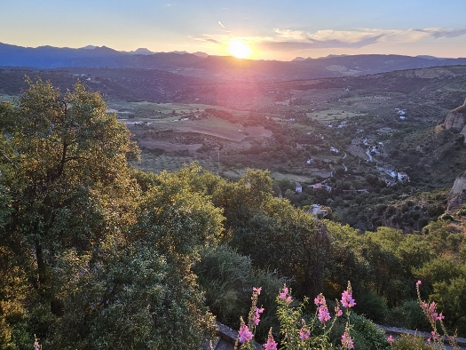 Sonnenuntergang über der Serranía de Ronda