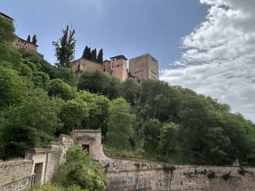 Von ganz unten nach ganz oben schauen