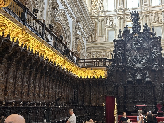 Chorgestühl in der Gran Mezquita