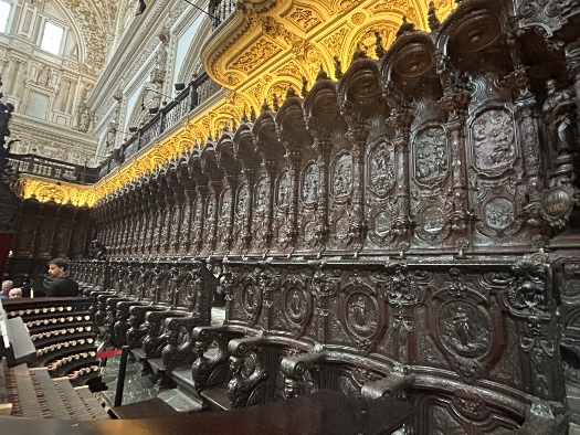 Chorgestühl in der Gran Mezquita