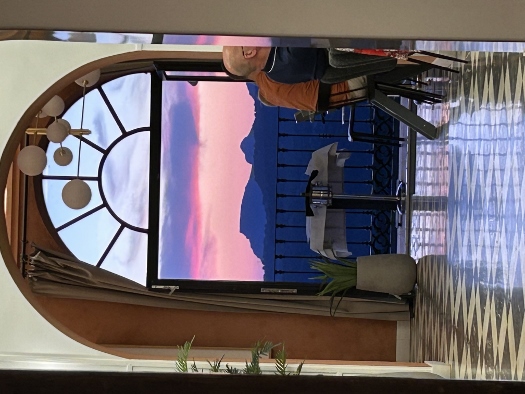 Sonnenuntergang im Fenster