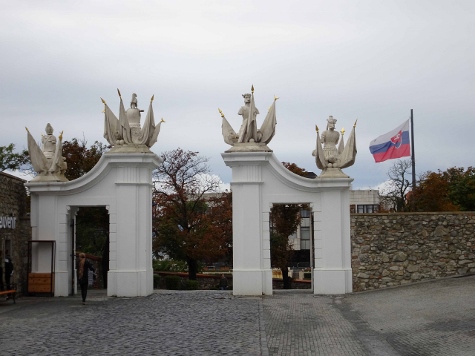 Bratislava 2022 - die Burg (Bratislavský hrad)