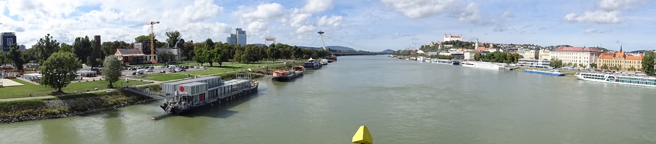 Bratislava 2022 - Sad Janka Král'a Park