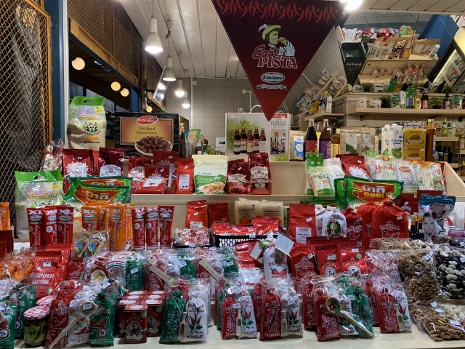 Budapest 2022 - Tausend leckere Sachen (in der Markthalle)