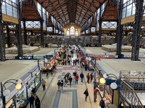 Budapest 2022 - Tausend leckere Sachen (in der Markthalle)