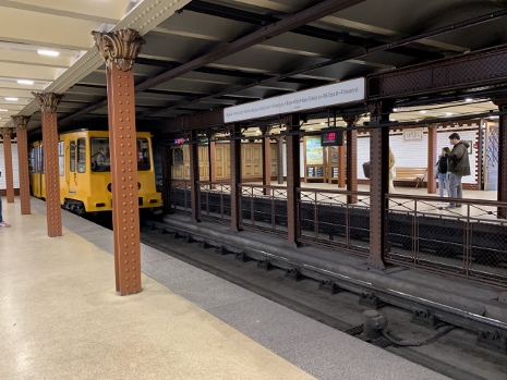 Budapest 2022 - U-Bahn