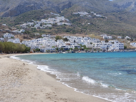 Amorgos - Egialli - Mit den Füssen im Wasser