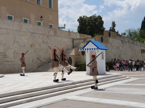 Athen - Wachwechsel der Evzonen