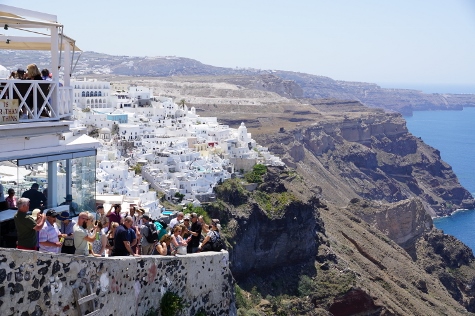 Santorini - Blick vom Rand der Caldera