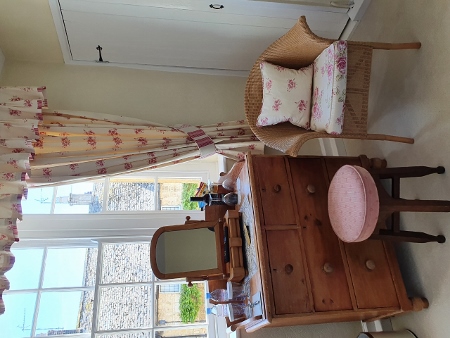 Cotswold Way - Broadway Olive Branch