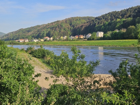 Bad Schandau - Abends an der Elbe