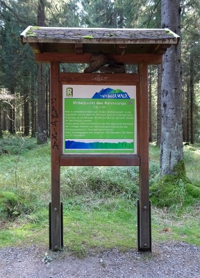 Von Masserberg nach Schmiedefeld - Die Mitte des Rennsteigs