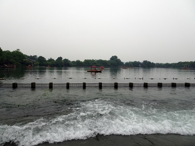 Wanderung am West Lake in Hangzhou