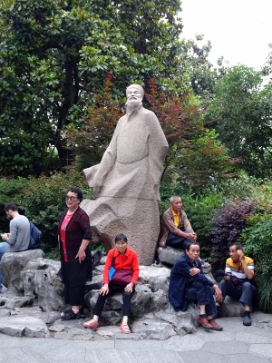 Wanderung am West Lake in Hangzhou
