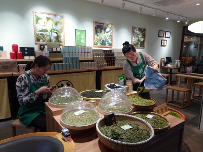 Wanderung am West Lake in Hangzhou