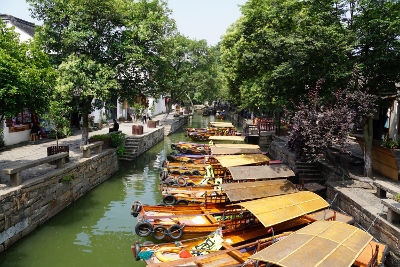 Bootsfahrt in Tongli Watertown