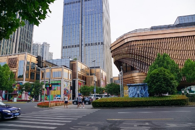 Sightseeing Shanghai