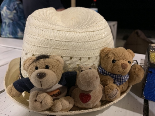 Nusa Lembongan - Eine Gruppe von Philosophen