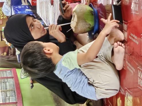 Von Bogor nach Bandung - Pause am Straßenrand