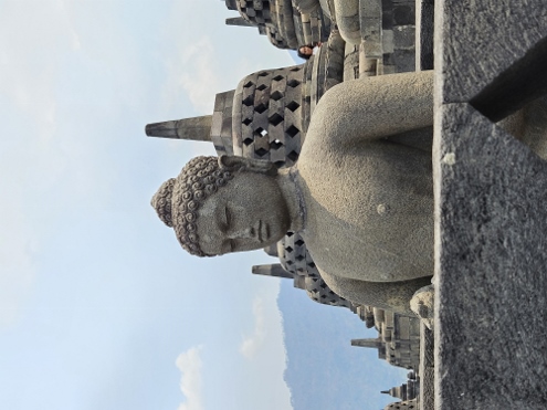 Borobudur - Buddha - der Chef persönlich