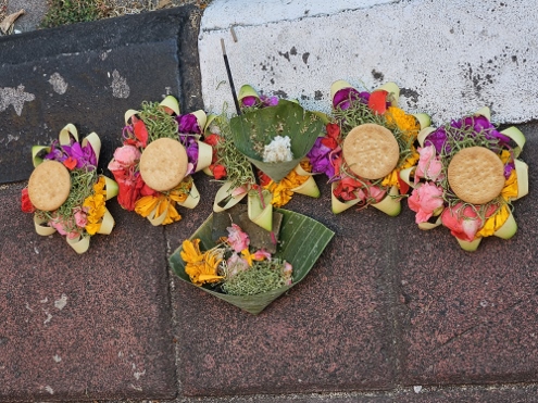 Bali - hinduistische Opfergabe