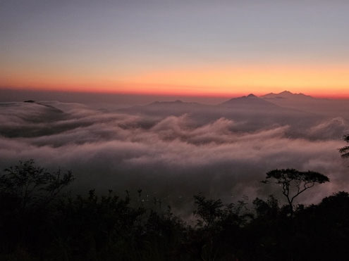 Bali - Sonnenaufgang am Bukit Cemara