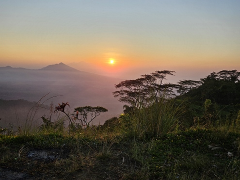 Bali - Sonnenaufgang am Bukit Cemara