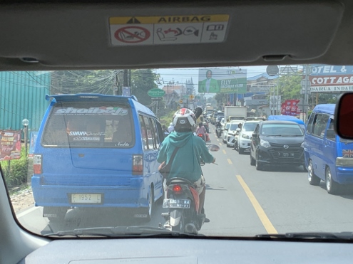 Von Bogor nach Bandung - Verkehrschaos in Bogor