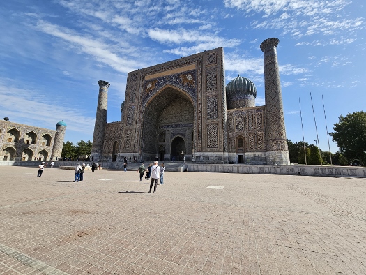 Registan Platz - Löwen Medrese