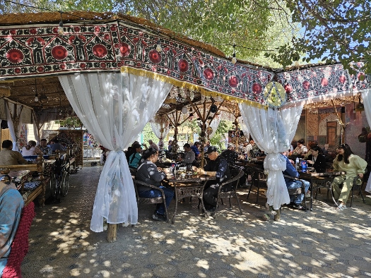 Lunch in Samarkand