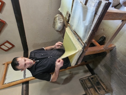 Papierherstellung von Hand