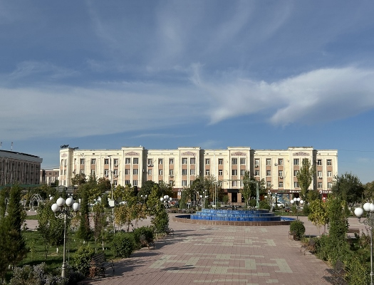 Nukus - Stadt in der Wüste