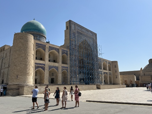 Poi Kalon - Mir Arab Madrasa