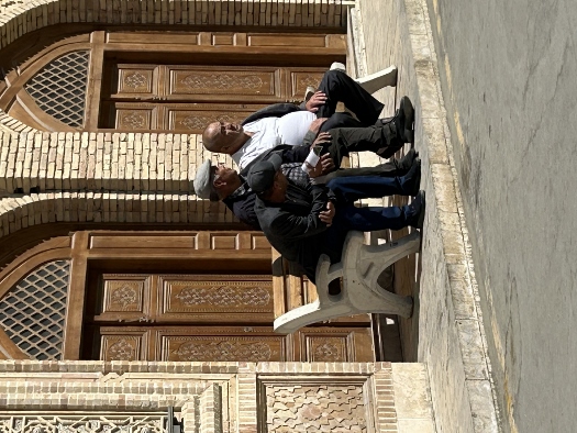 Grüppchenbildung in der Altstadt