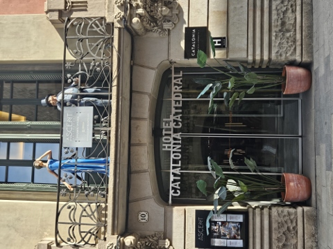 Die Stadt bei Tag und Nacht