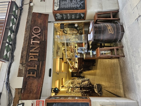 Die Stadt bei Tag und Nacht