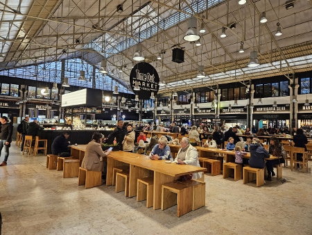 Time Out Market im Mercado da Ribera