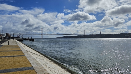 Belèm - Ponte de 25. Abril