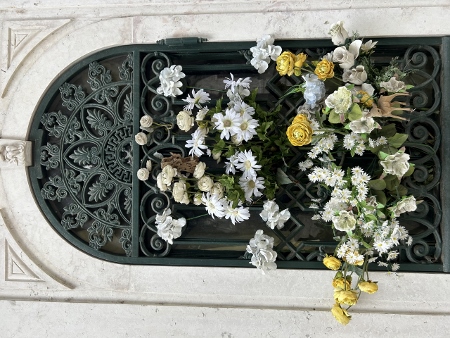 Cemitério dos Pratzeres - Blumengrüße