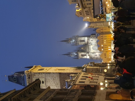 Weihnachtsmarkt am Altstäder Ring (Staroměstské náměstí)