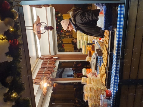 Weihnachtsmarkt am Altstäder Ring (Staroměstské náměstí)