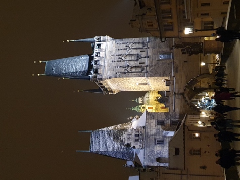 Die Karlsbrücke bei Nacht (Karlův most)
