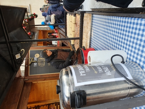 Mittelaltertlicher Weihnachtsmarkt im Burghof